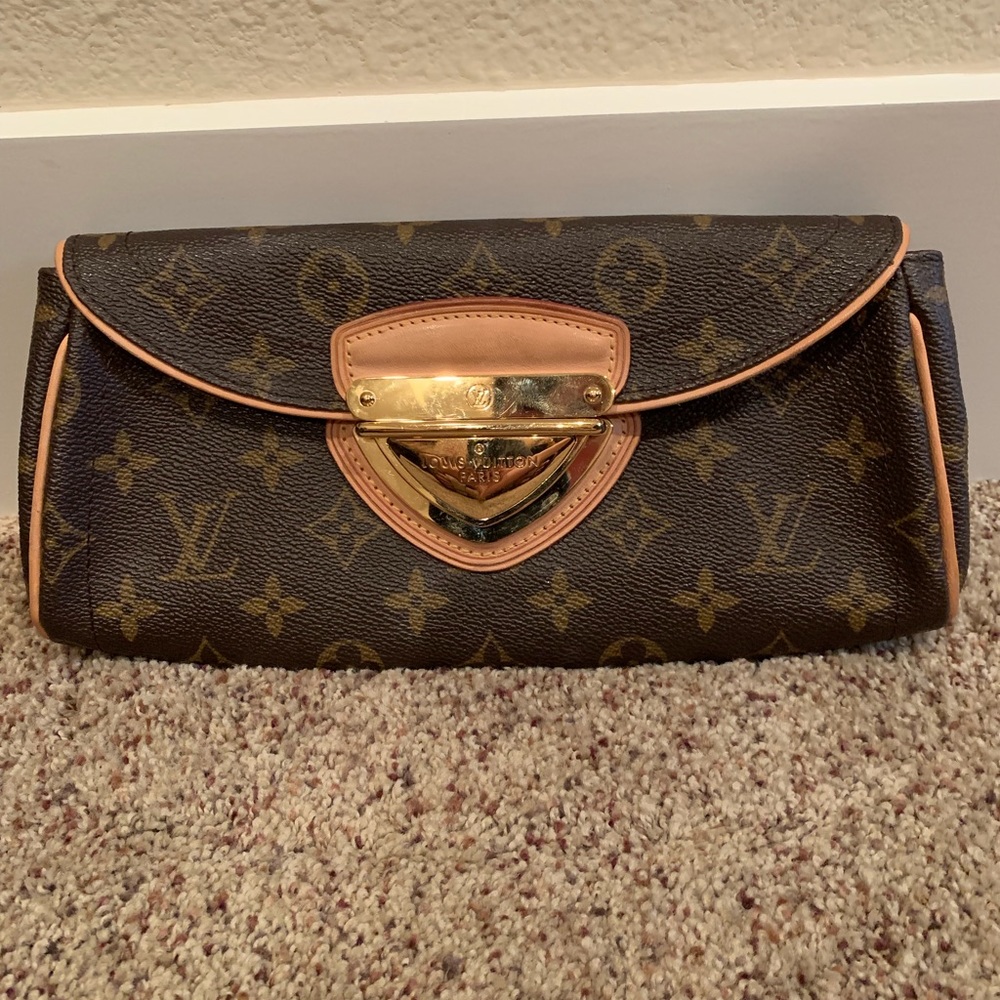 Louis Vuitton clutch